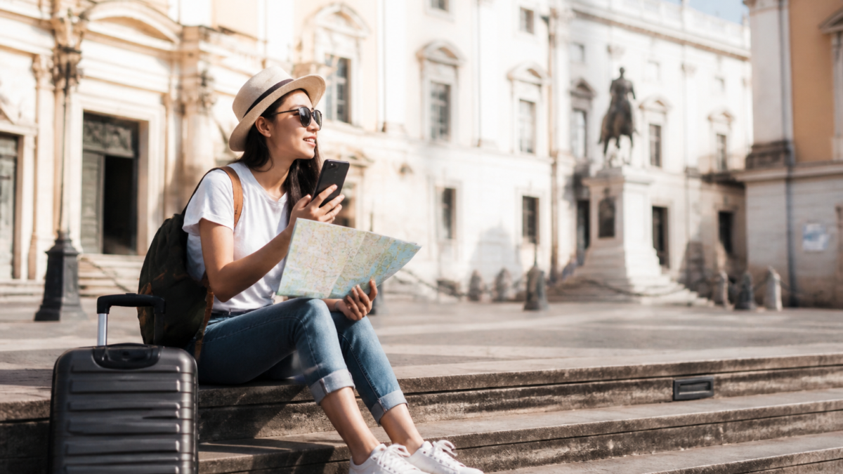 How to Save Money While Traveling: Smart Tips for Budget Travelers featured image