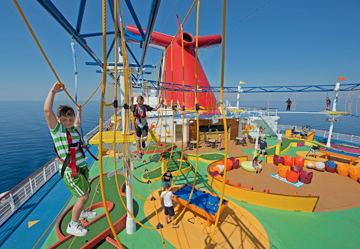 Why a Family Cruise Vacation Is the Perfect Choice for Family Bonding