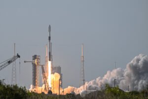 SpaceX and Blue Origin to Benefit from FAA’s New Environmental Rule Waiver