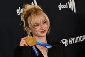 Gold Medal Figure Skater and Magic: The Gathering Superfan Amber Glenn on Her 100,000-Card Collection and What She’d Want in Her Own ‘Secret Lair’ Set