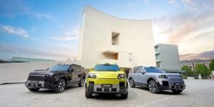 Unveiling the Land Rover Freelander 8 EREV: An Ultra-Luxury SUV with a High-Tech Interior