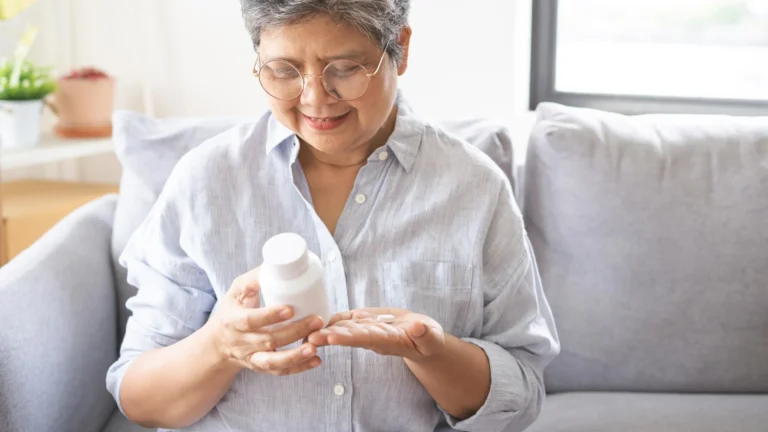 Daily Multivitamin Intake May Enhance Independence in Older Adults