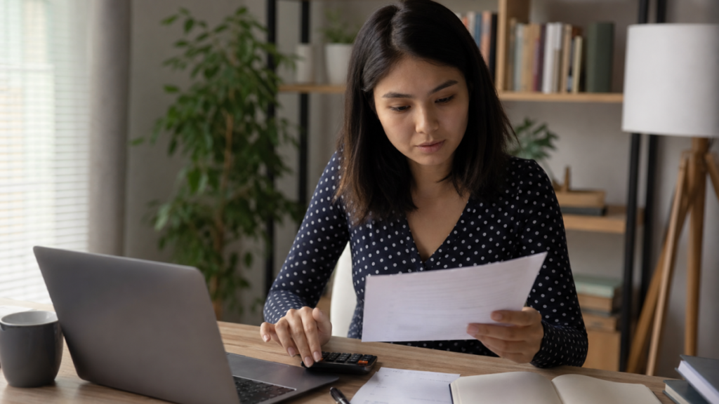 SoFi Student Loan Refinancing: A Practical Guide Before You Apply supporting in-article image